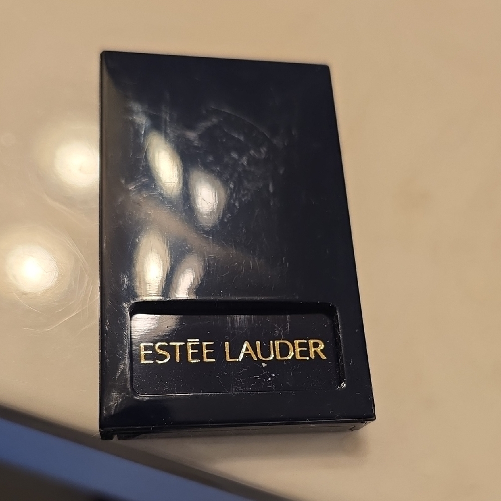 Estée Lauder Travel.size Eyeshadow Palette,neutrals!!